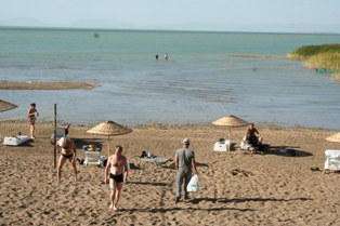 Beyşehir Gölü yabancı turistlere kaldı