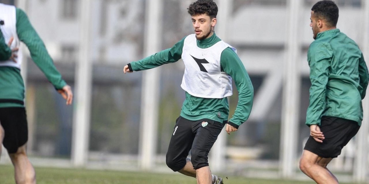 Bursaspor yarı sahada çift kale maç yaptı