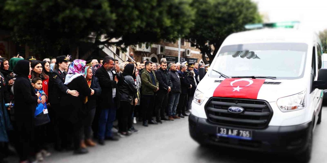 Mersinli şehit uzman çavuş son yolculuğuna uğurlandı