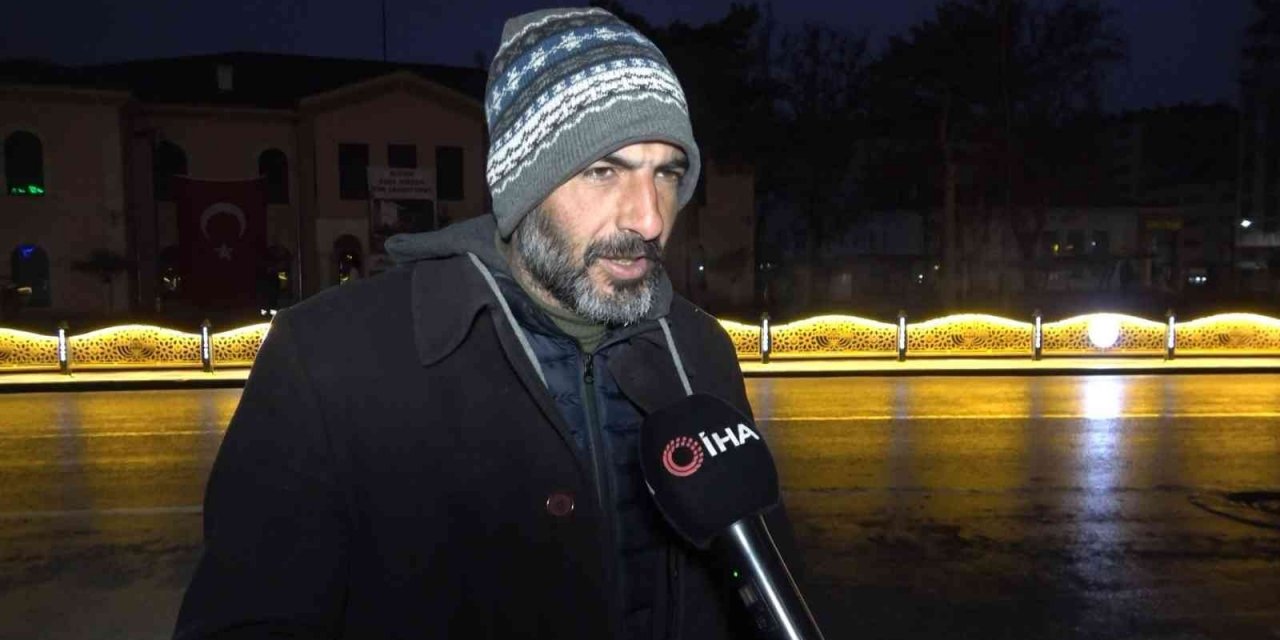 Depremi yaşayan Elazığlılar, yaşadıkları korkuyu anlattı