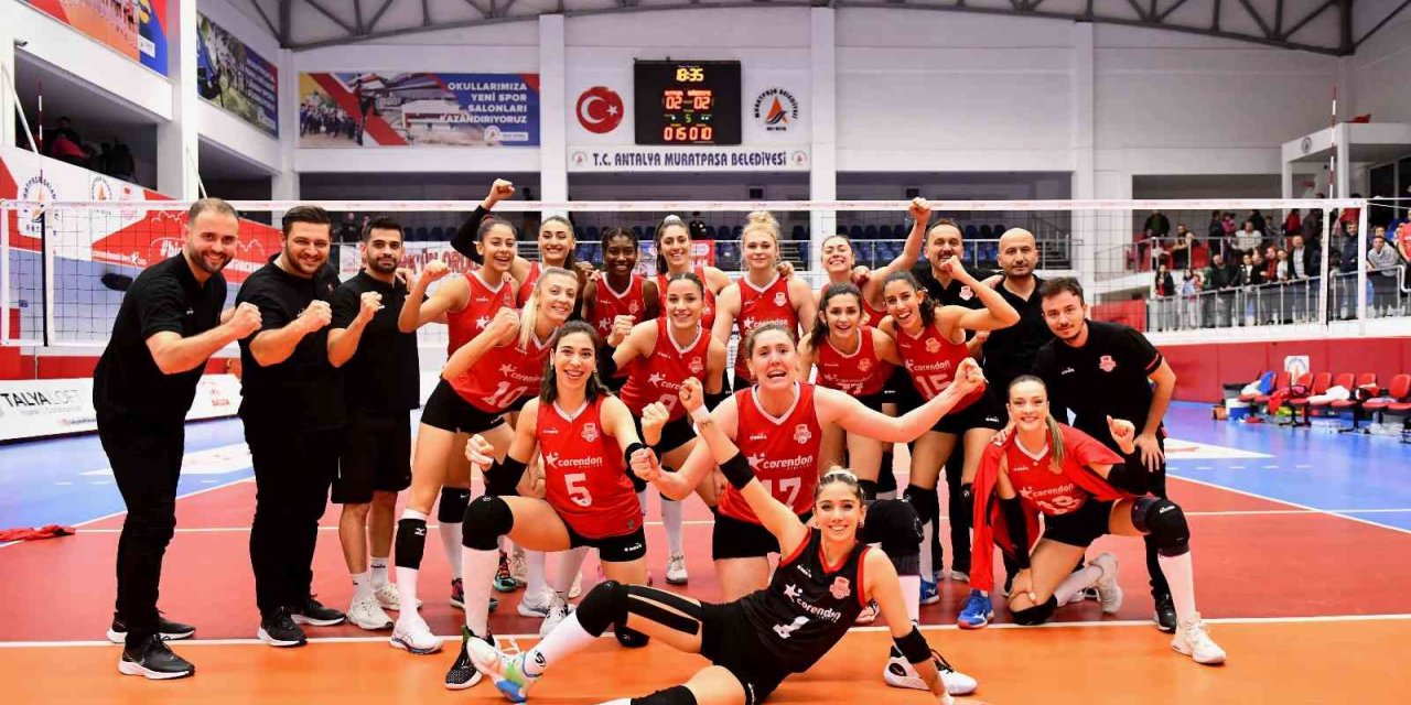 Muratpaşa’nın kızları evinde galip