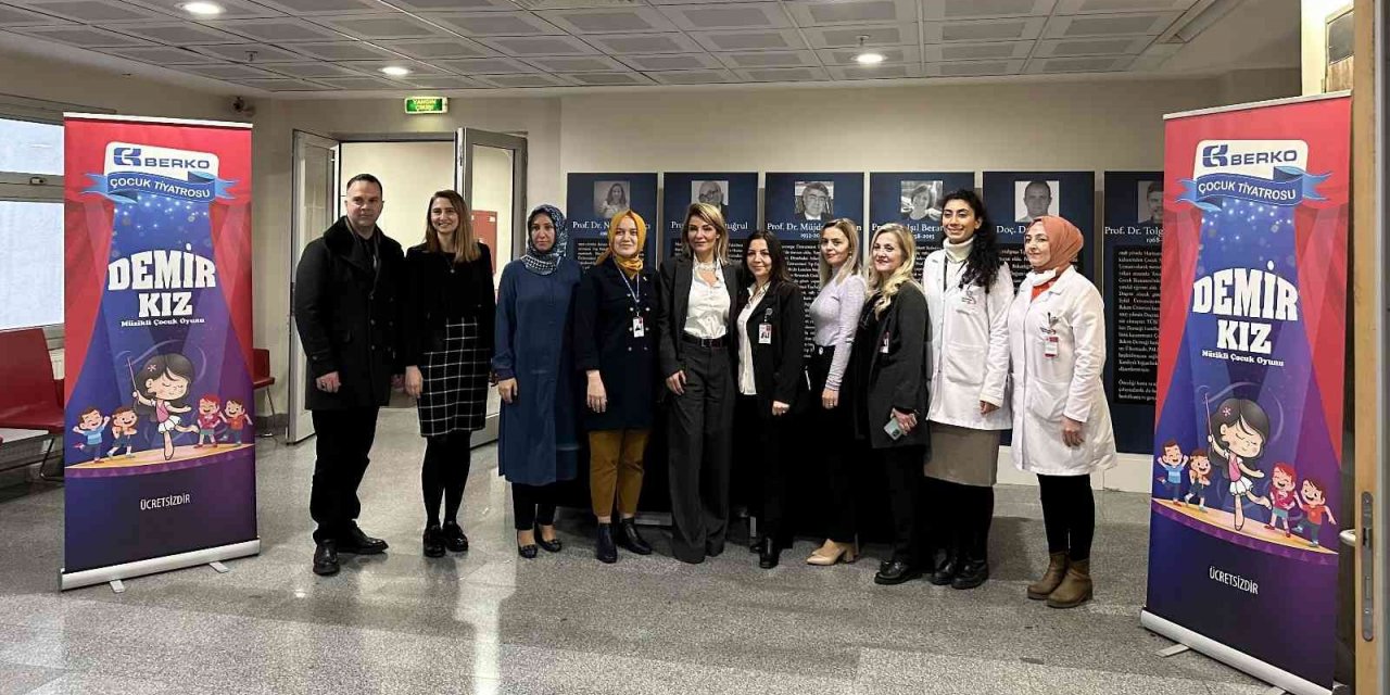 Berko İlaç ‘Demir Kız’ ile hastanedeki çocuklarla buluşuyor
