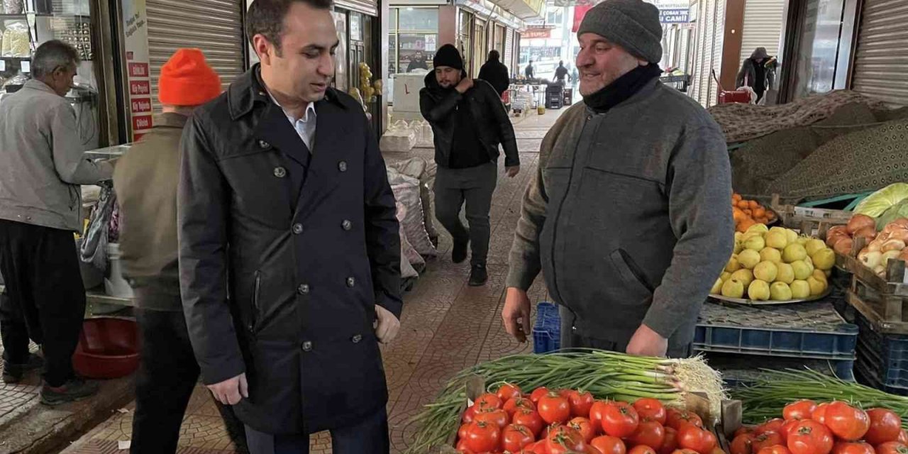 Kaymakam Partal, esnaflarla bir araya geldi