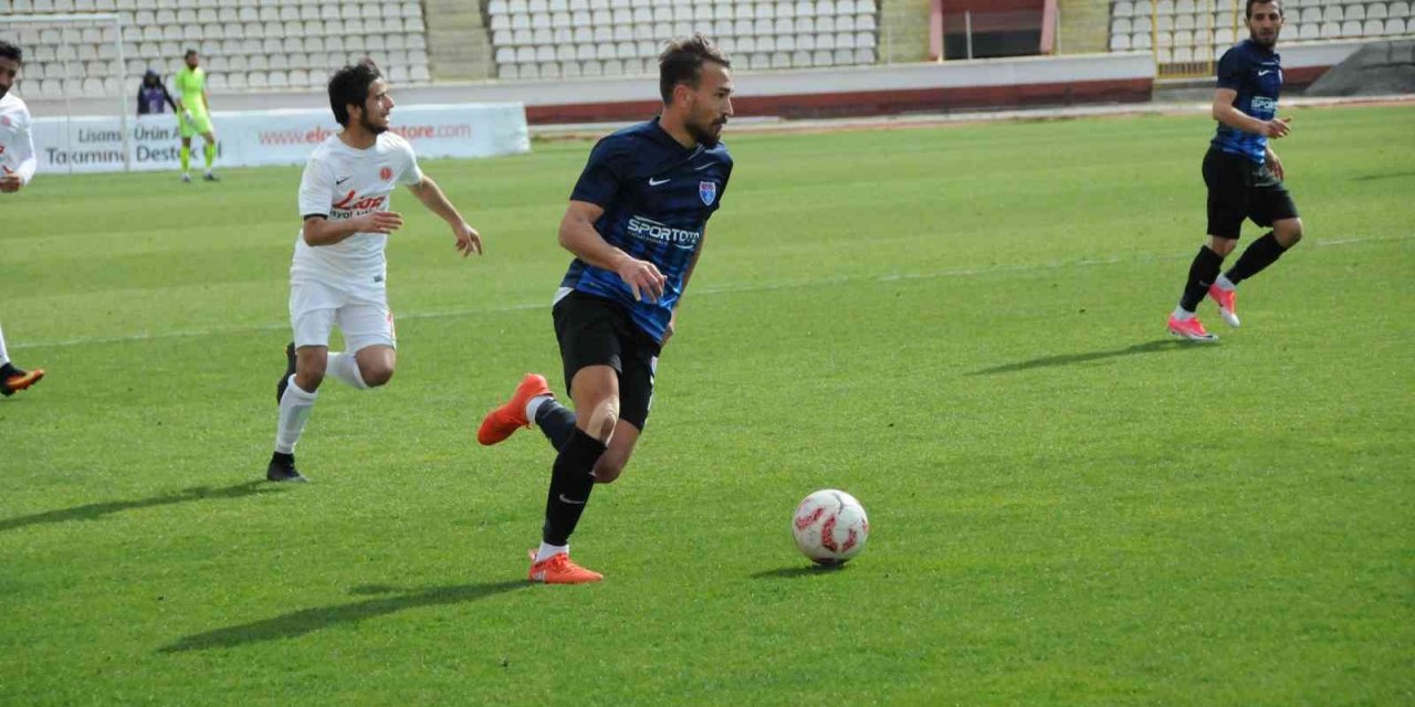 23 Elazığ FK 2 isim ile anlaştı