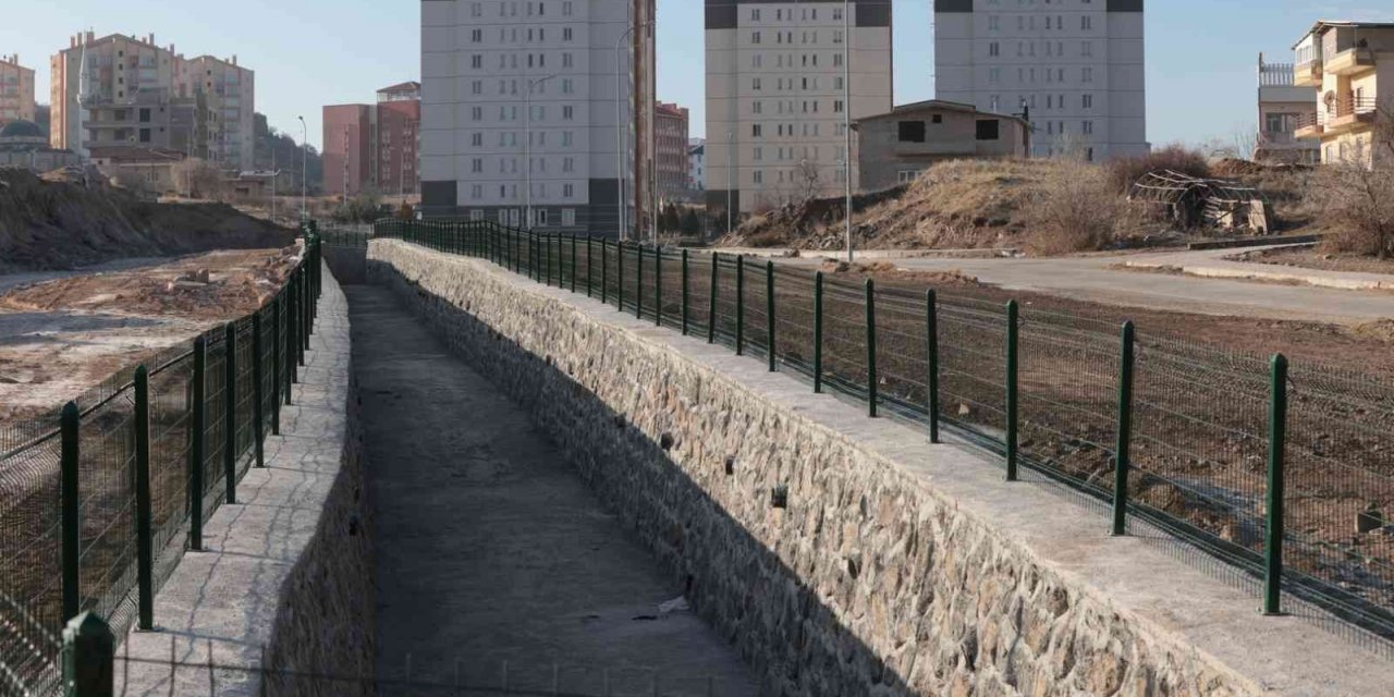 Nevşehir’deki dere ıslah edildi