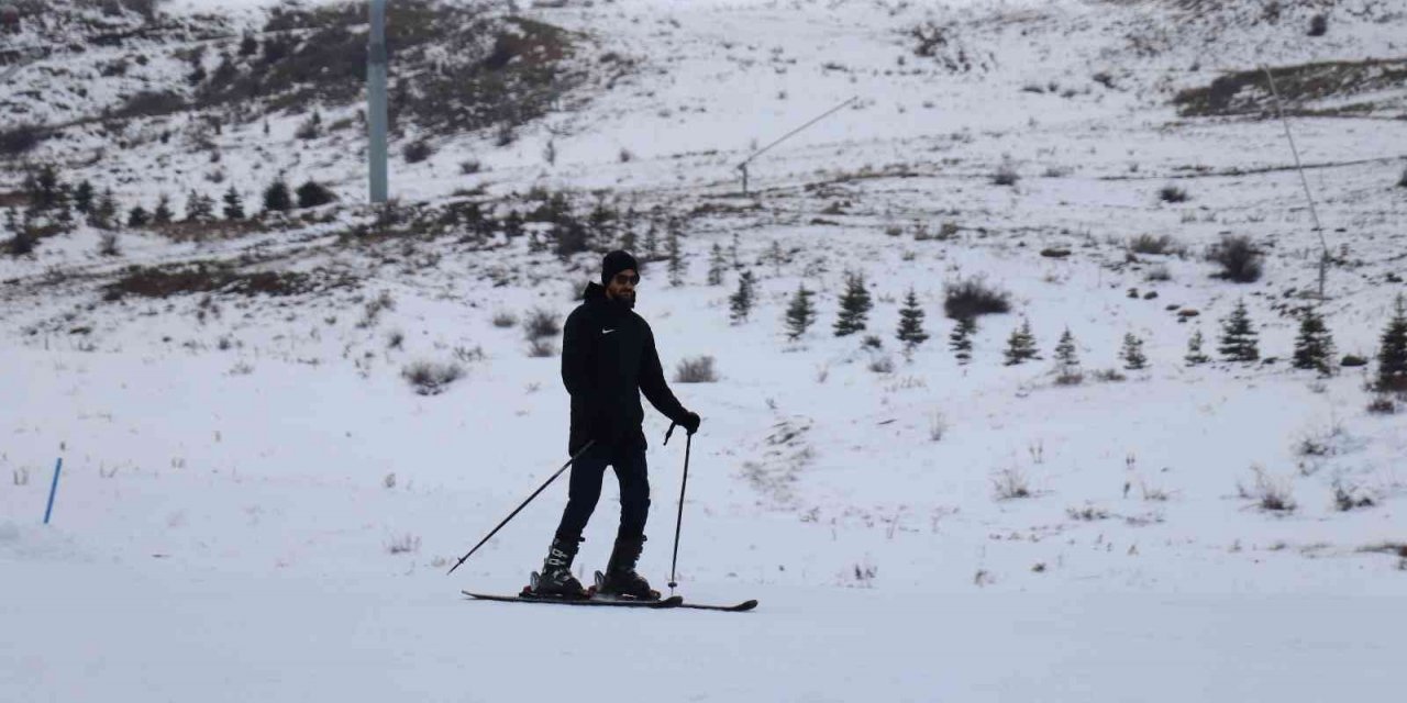 Sivas’ın parlayan yıldızında kayak sezonu başladı