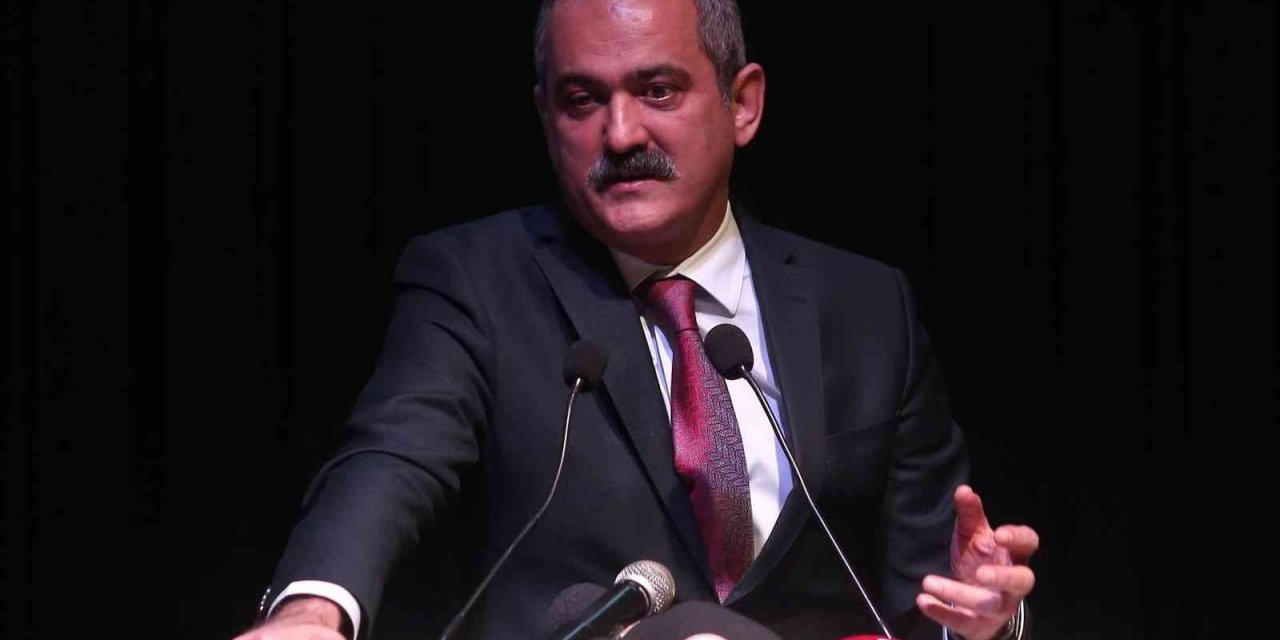 Bakan Özer: "Çırak ve kalfa sayısı 159 binden 1 milyon 250 bine çıktı"