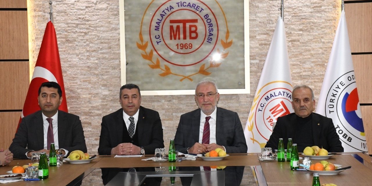 Kahtalı: "Kayısıya çok önemli destekler verdik"