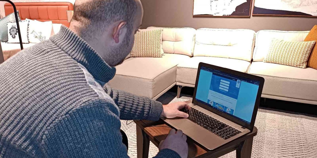 Araç muayene istasyonun sitesini kopyalayıp dolandırdılar