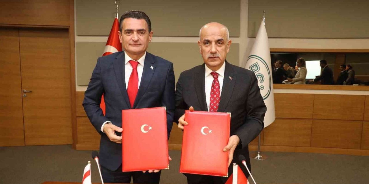 Tarım ve Orman Bakanı Kirişci, KKTC Tarım ve Doğal Kaynaklar Bakanı Oğuz ile görüştü