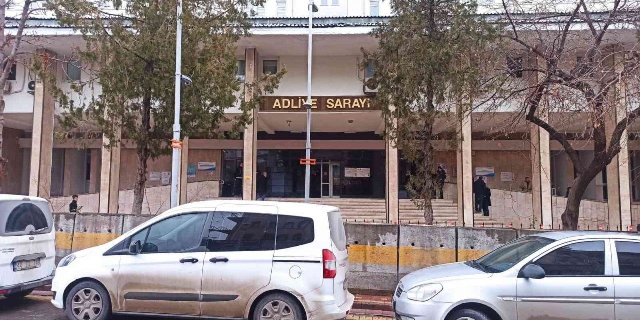 4 kişinin öldüğü olayla ilgili dava yeniden görülmeye başlandı