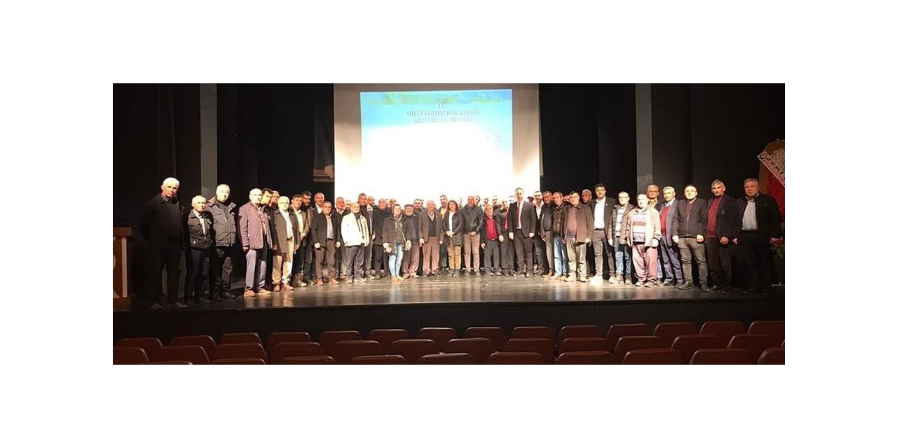 Salihli’de muhtarlar “Aile Okulu Projesine” katıldı