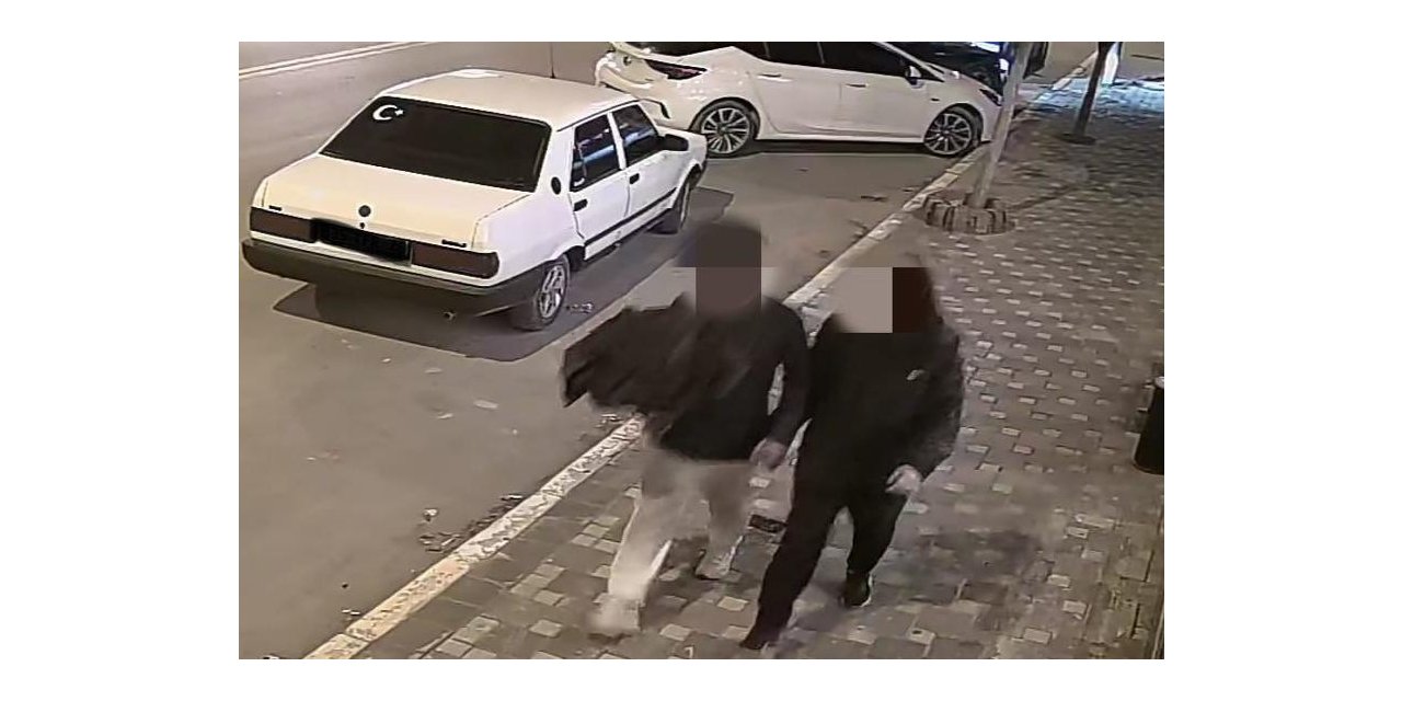 Azılı hırsız sevgililer, kıskıvrak yakalandı