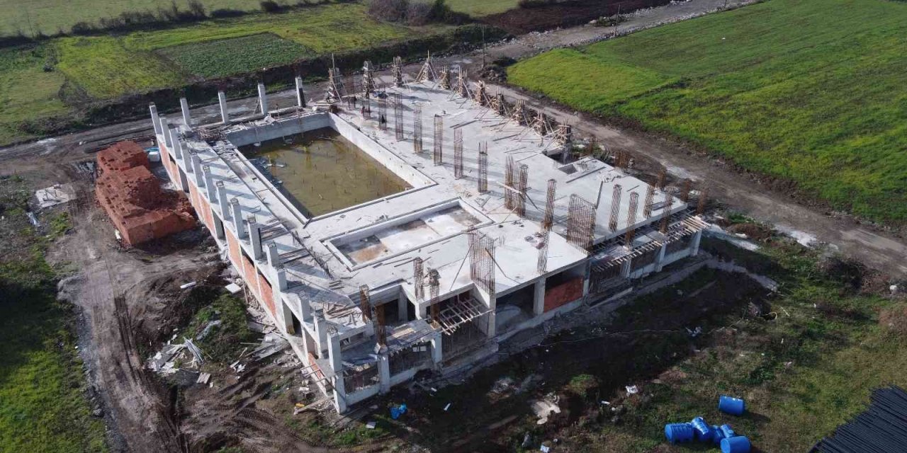 Tekkeköy kapalı yüzme havuzuna kavuşuyor