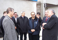 Kar-Yem için ne kadar sevinseniz az