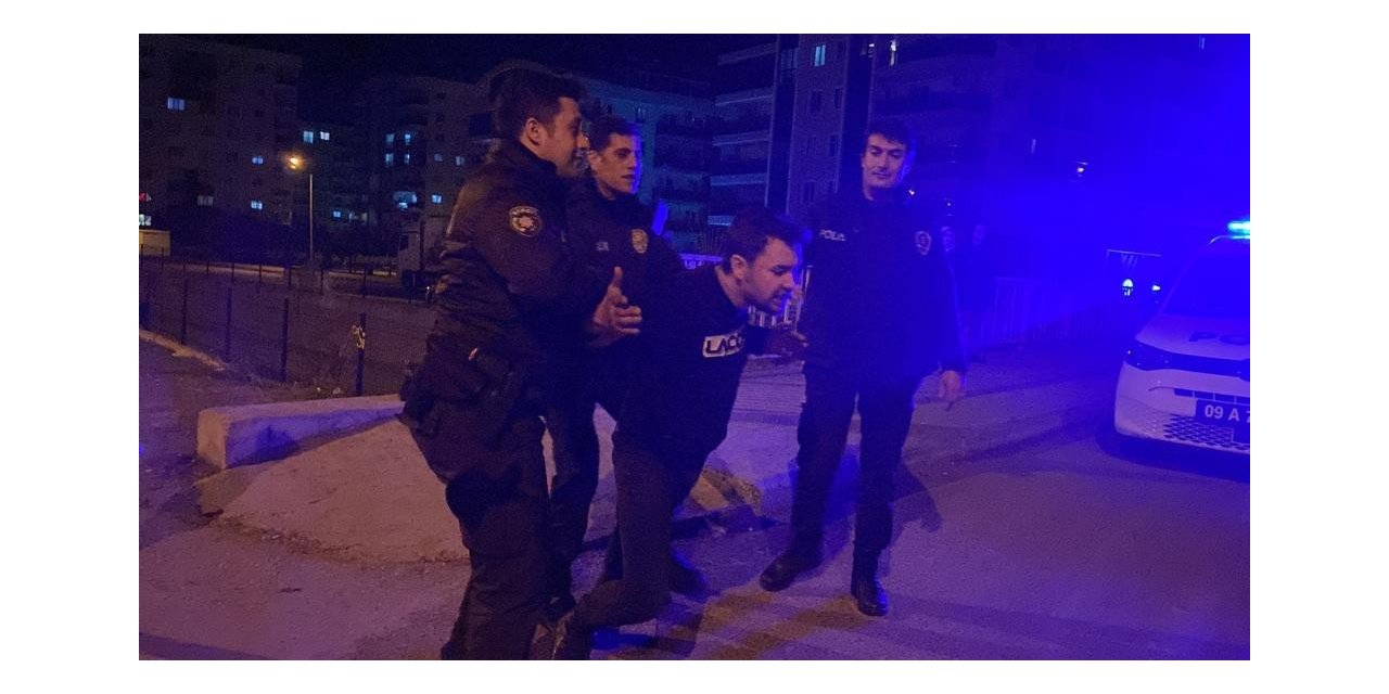 Kaza yapan alkollü sürücü, aracı yol ortasında bırakıp kaçtı