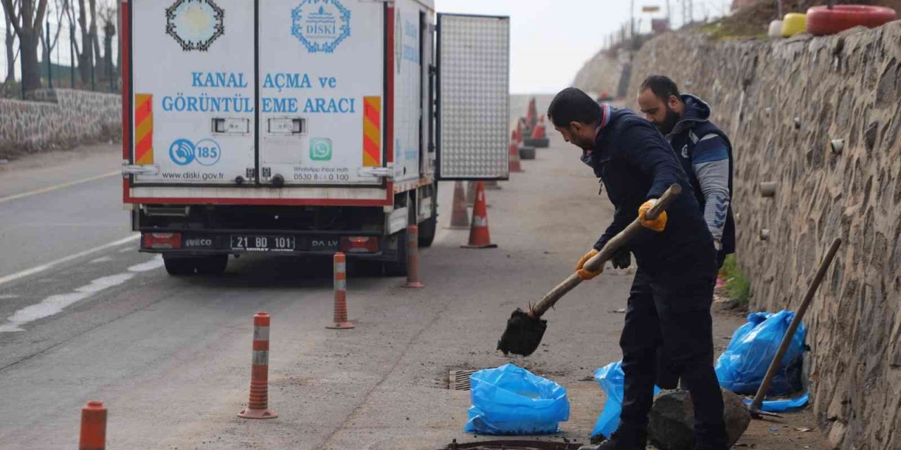 DİSKİ, ilçelerde kanalizasyon temizleme çalışmalarına devam ediyor