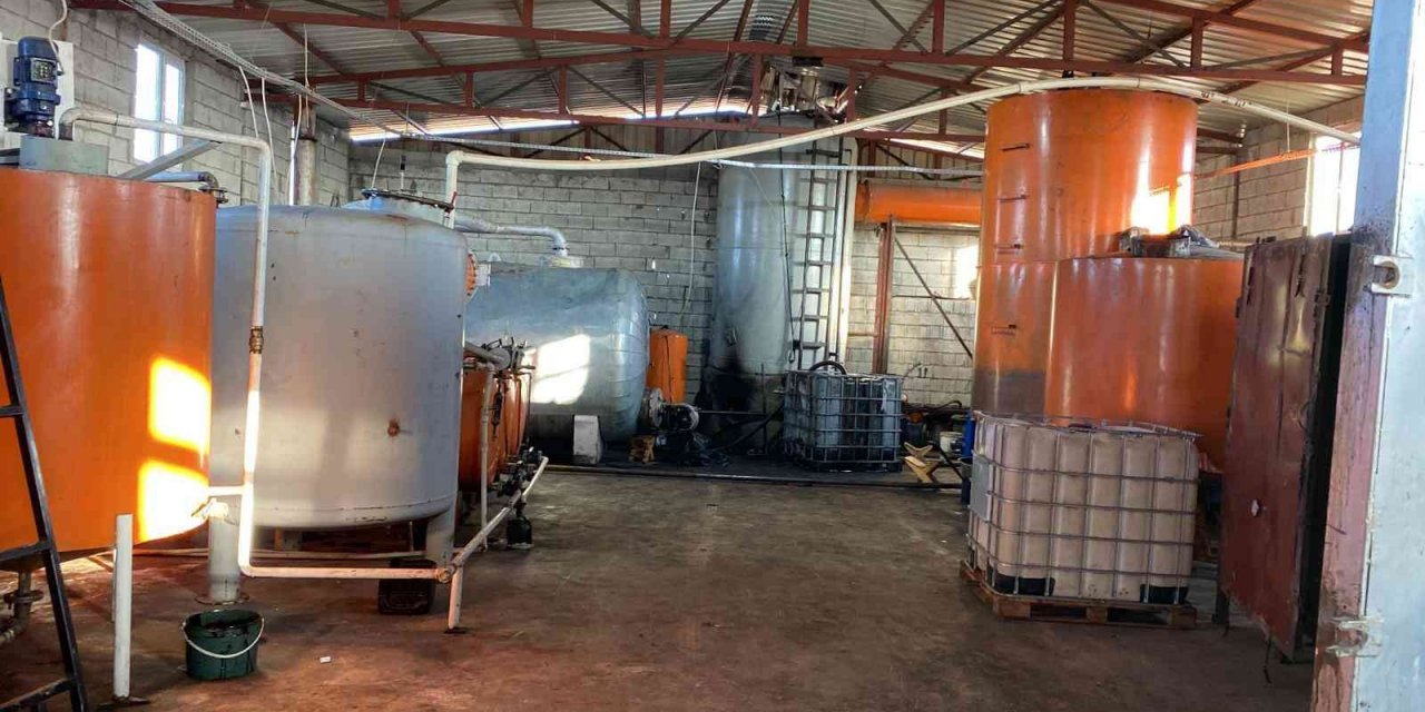 Operasyonda kaçak akaryakıt ayrıştırma tesisi tespit edildi