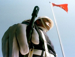 Tek tip askerlikten 'bedelli' çıktı