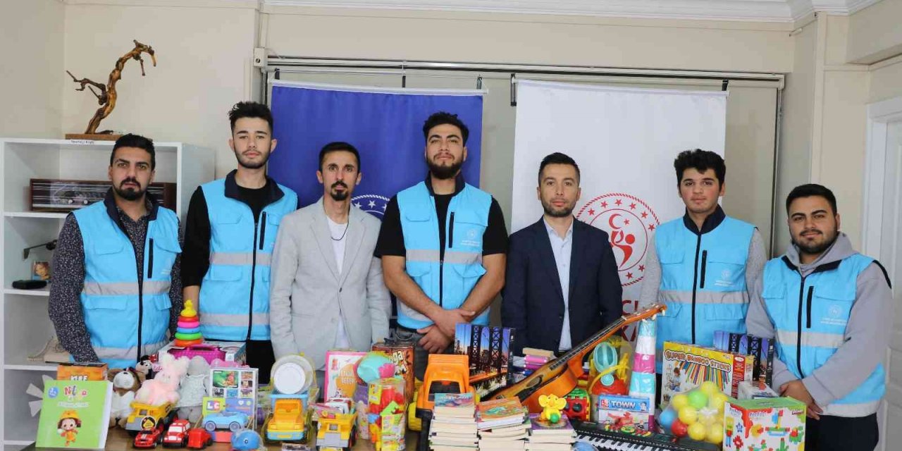 Kuşadası’ndan Güroymak’a gönül köprüsü