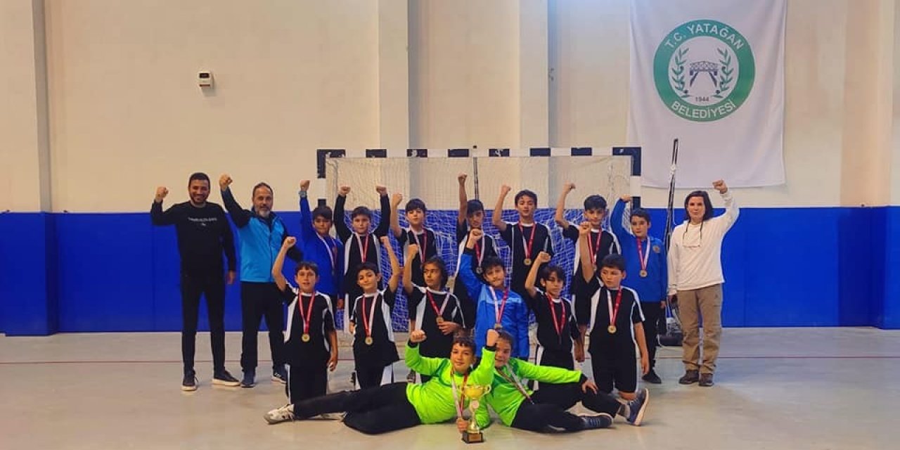 Köyceğiz Yunus Emre Ortaokulu hentbolda il şampiyonu oldu