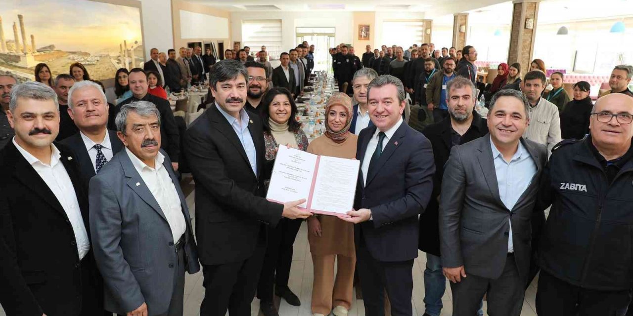 Bergama’da sözleşme sevinci