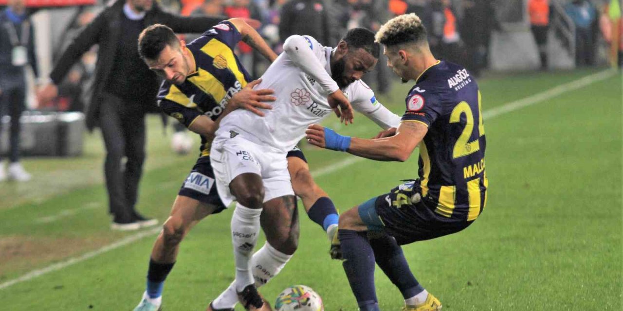 Ziraat Türkiye Kupası: MKE Ankaragücü: 1 - Beşiktaş: 0 (İlk yarı)