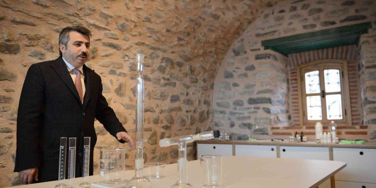 6 asırlık Molla Yegân Medresesi, Çocuk Üniversitesi olarak hizmet verecek