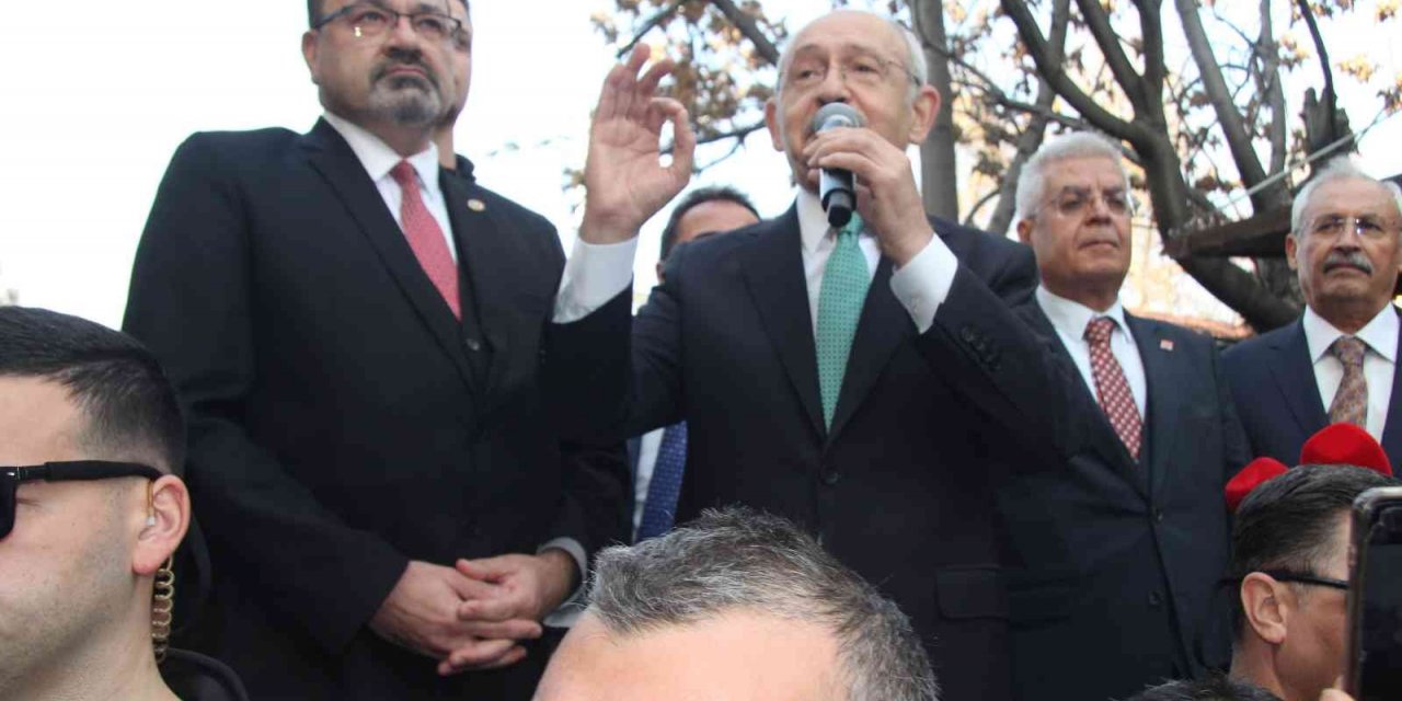 Kılıçdaroğlu: “Suriyelileri ülkelerine göndereceğiz, hafta sonu tatil amaçlı Türkiye’ye gelebilirler”