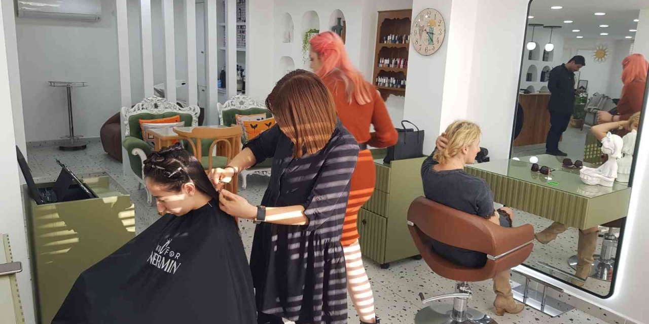 Okullaşma oranını artıran meslek eğitim merkezleri ara eleman boşluğunu kapatıyor