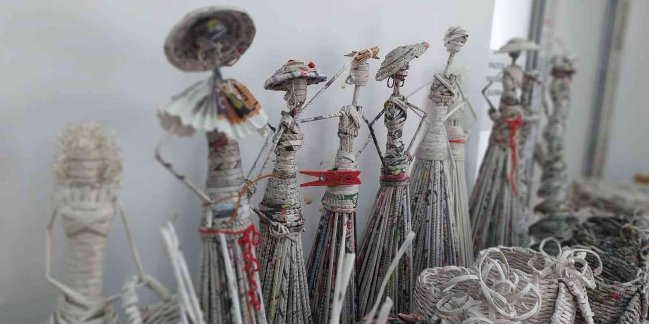 Atık malzemeleri hediyelik eşyalara çevirdiler