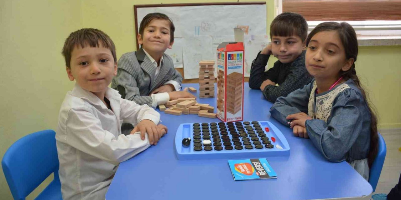 Dereyalak İlkokulu Köy Yaşam Merkezi etkinlik sınıfı öğrencilerin hizmetine sunuldu
