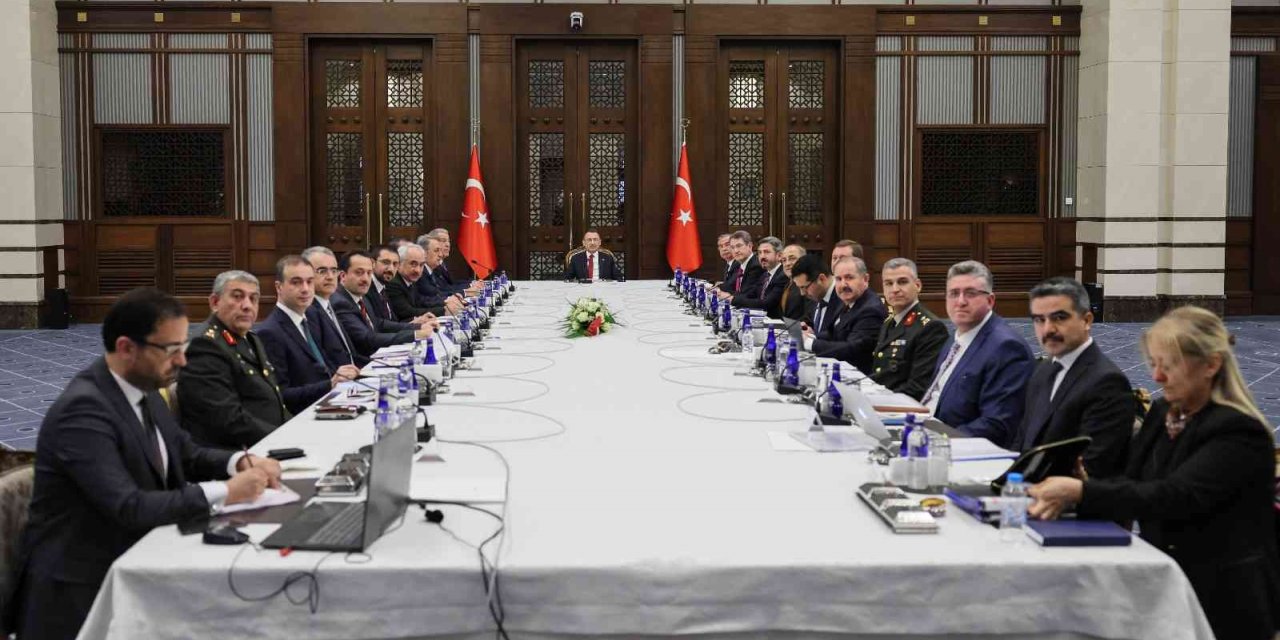 Cumhurbaşkanı Yardımcısı Oktay, MSB’nin düzenleme ihtiyaçlarına yönelik toplantıya başkanlık etti