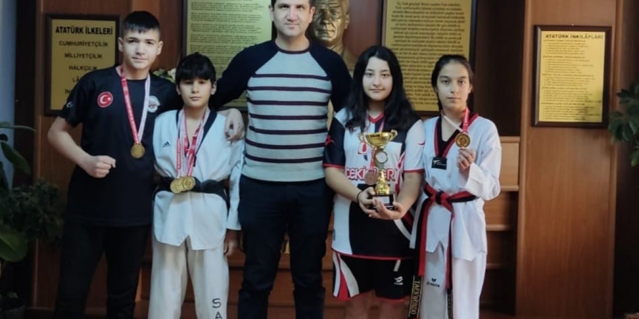 Eskişehir Ticaret Borsası Ortaokulu’nun yıldızları başarıdan başarıya koşuyor