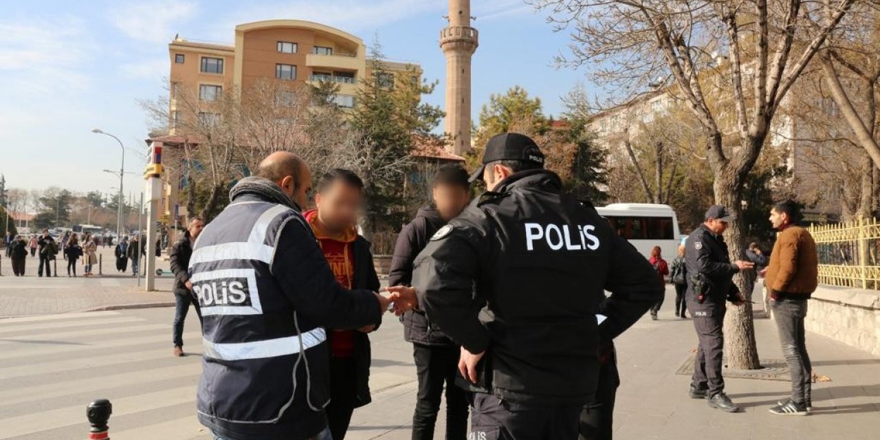 Eş zamanlı okul servisi denetimi