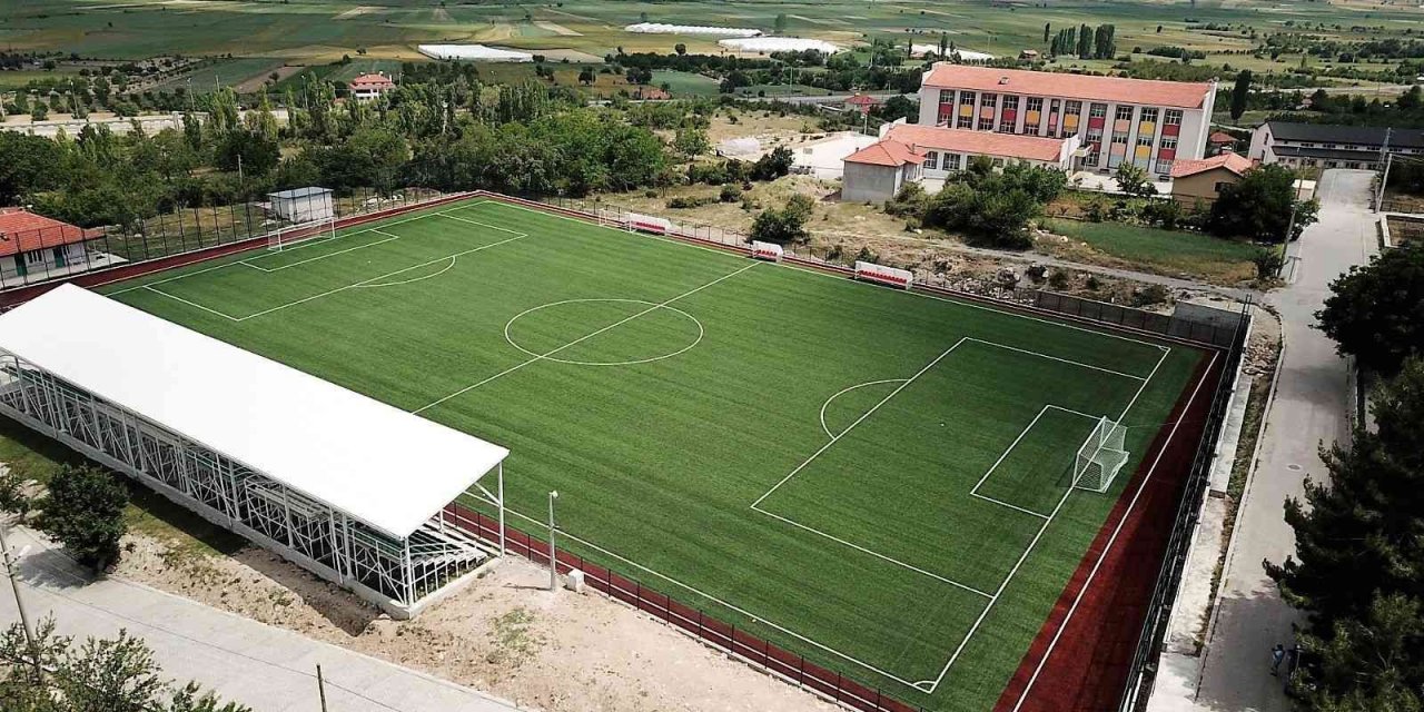 Çameli İlçe Stadyumu yeni sezona hazır
