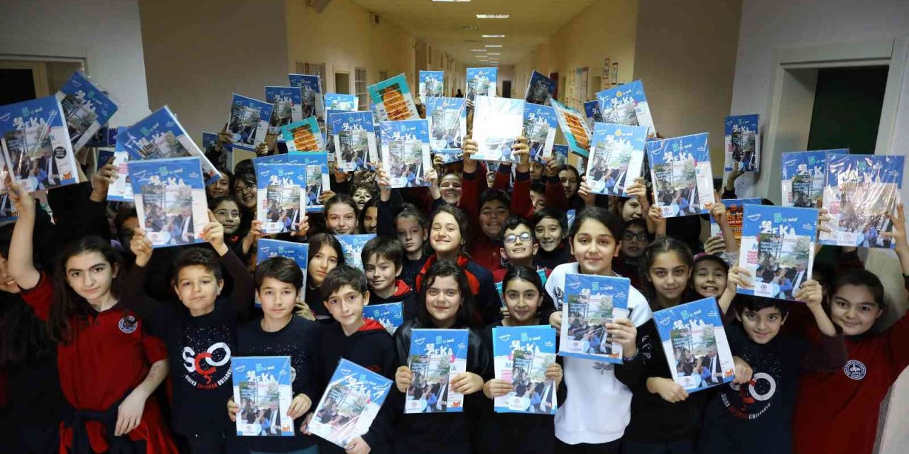 Denizlili çocuklara karne hediyesi