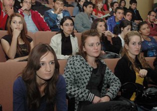 SÜ İletişim Fakültesi'nde oryantasyon toplantısı