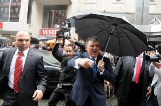 Cumhurbaşkanı Gül böyle panikledi