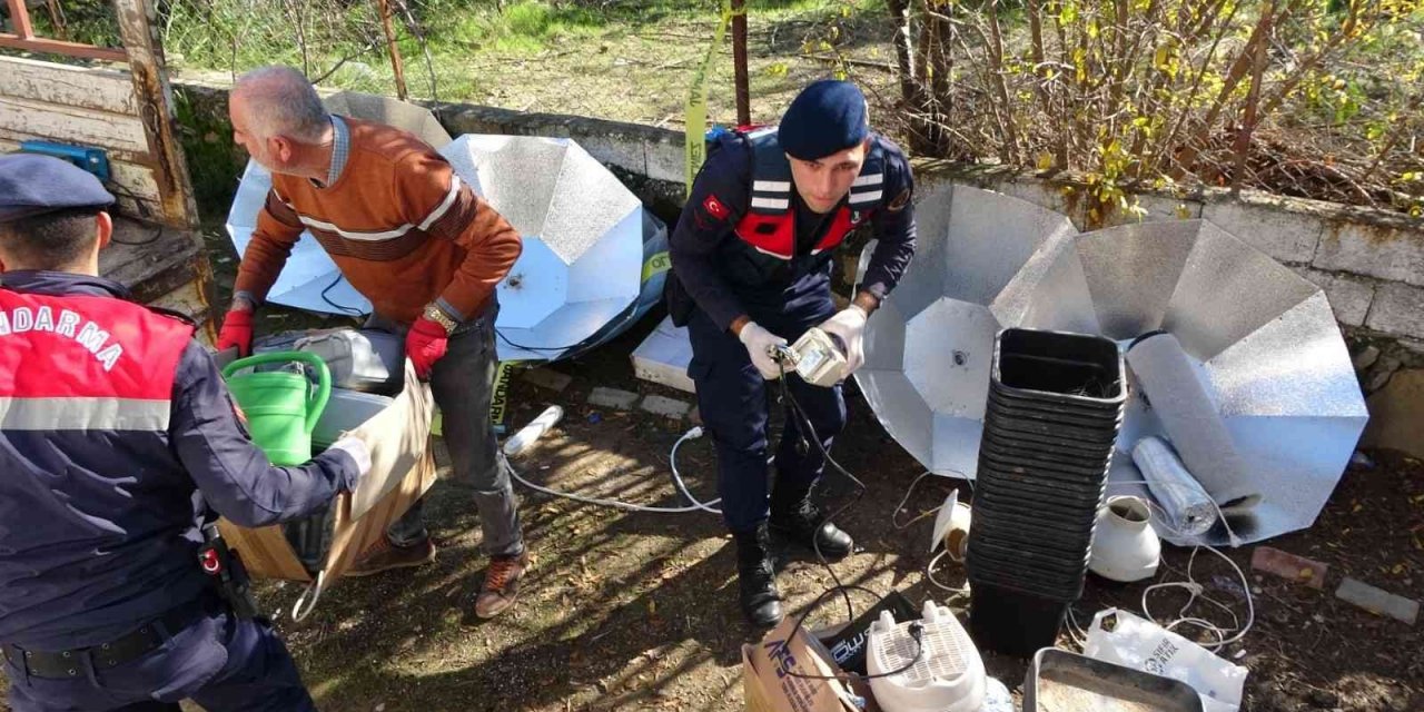 Şüpheli ölüme giden Jandarma, evde Skunk serasıyla karşılaştı