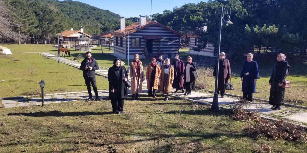 Manisalı gençler Spil Dağını yakından tanıma fırsatı buldu