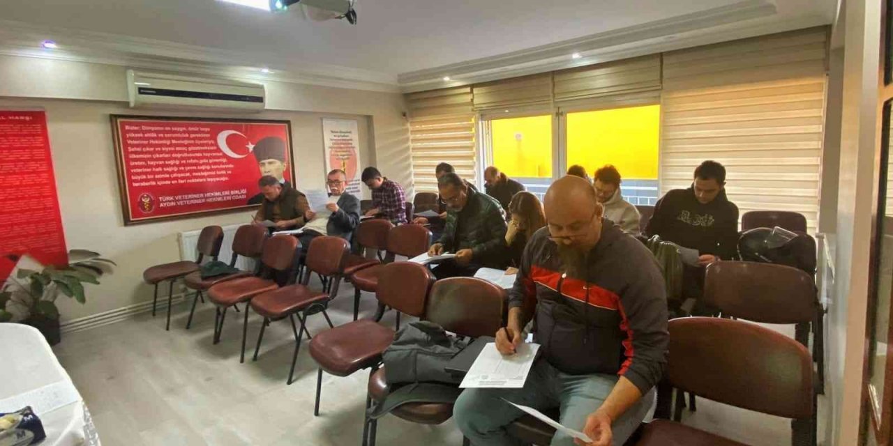 Aydın’da görev yapan veteriner hekimlere ‘İnsanlarda ilkyardım’ kursu