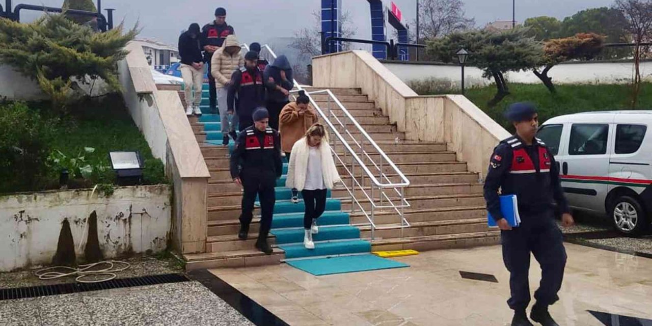 Bilişim dolandırıcıları tutuklandı