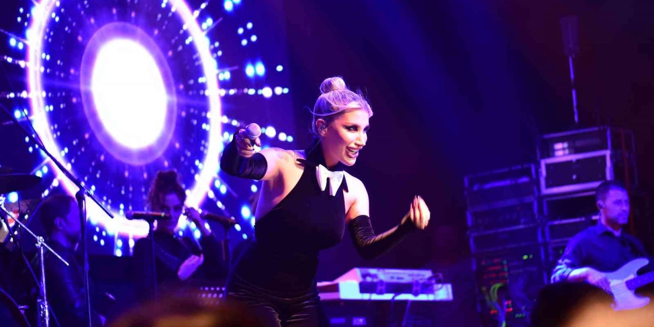 İrem Derici: "Bugün ’Bursa Bülbülü’ benim"