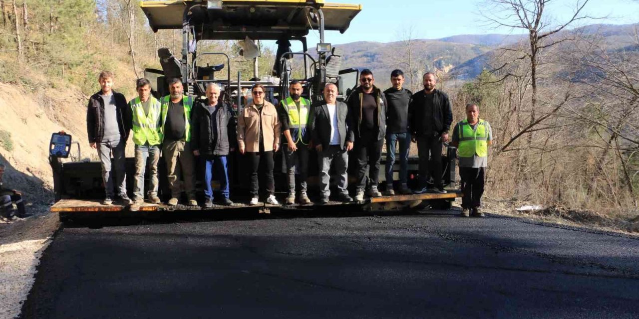 Köy yolları kışa hazırlanıyor