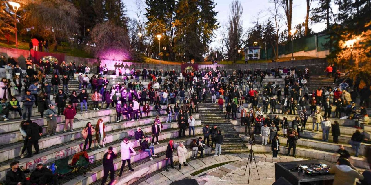 Elektronik Müzik Festivali kaldığı yerden devam ediyor