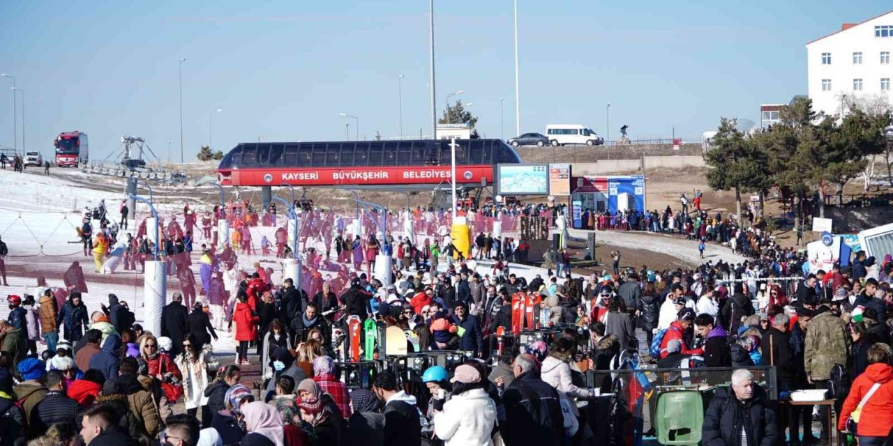 Erciyes’te sömetir yoğunluğu