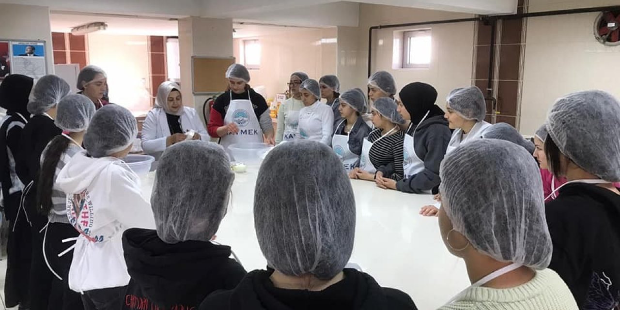 Büyükşehirin Ödüllü Projesi Değer Gençlik’te Ara Tatil Etkinlikleri