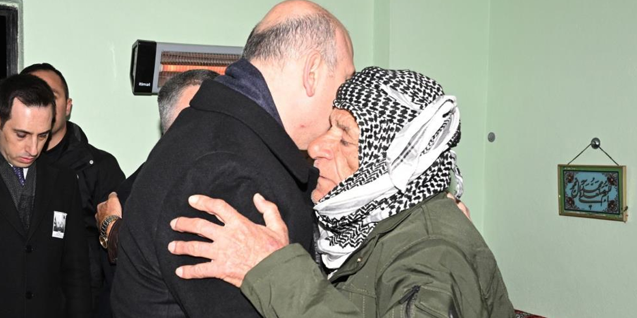 Bakan Soylu’dan şehit korucu Nimet Encu’nun ailesine ziyaret! Cumhurbaşkanı Erdoğan'dan taziye
