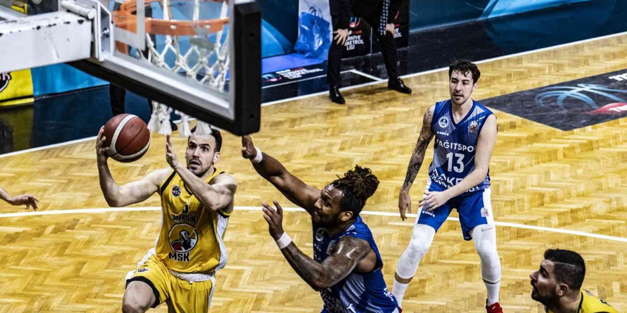 Mersin Büyükşehir Basketbol 76-72 galip